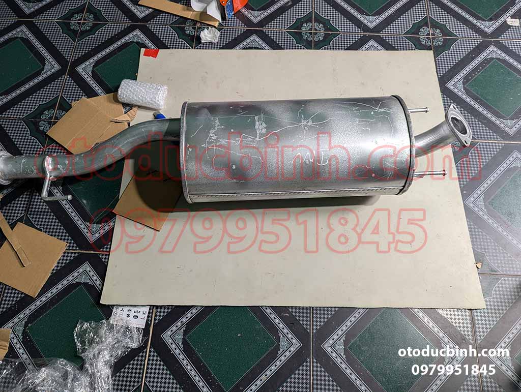 Ống xả đoạn giữa Toyota Innova 2006-2015