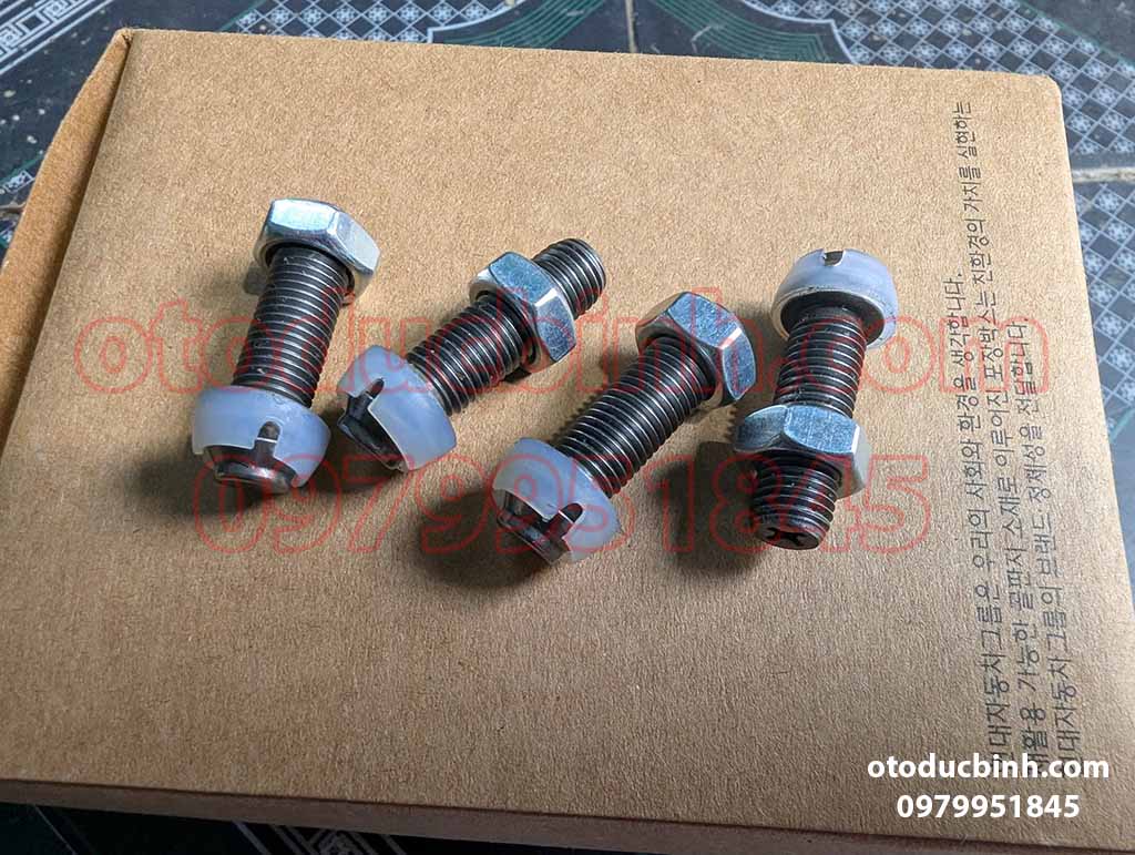 Vít chỉnh cò Hyundai Porter