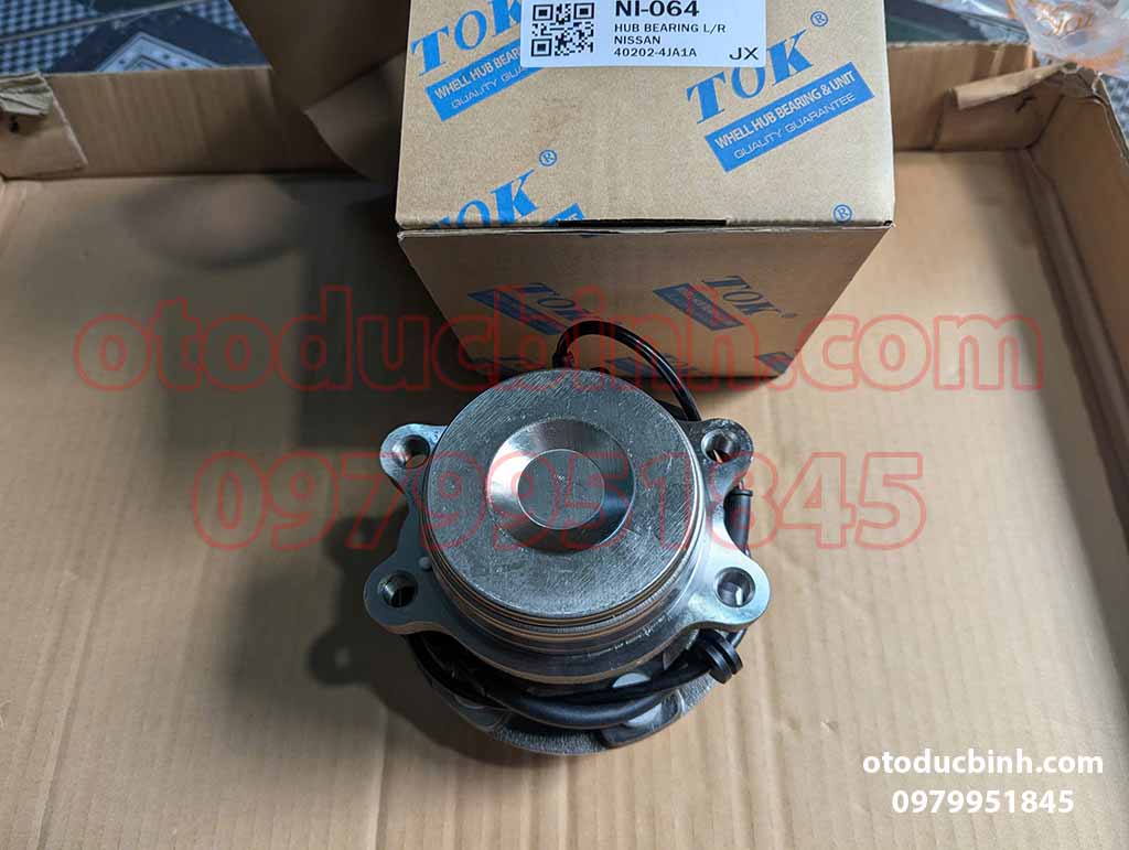 Cụm bi moay ơ trước Nissan Navara EL NP300