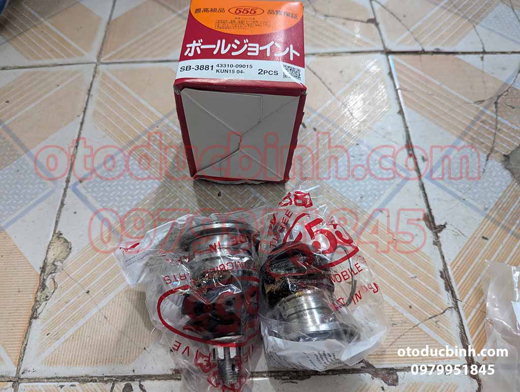 Rotuyn càng A dưới Toyota Innova 2005-2015