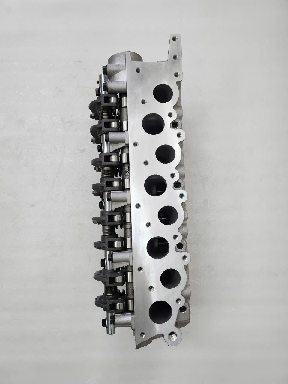 Mặt máy Hyundai Porter 2 2210042900 22100-42900