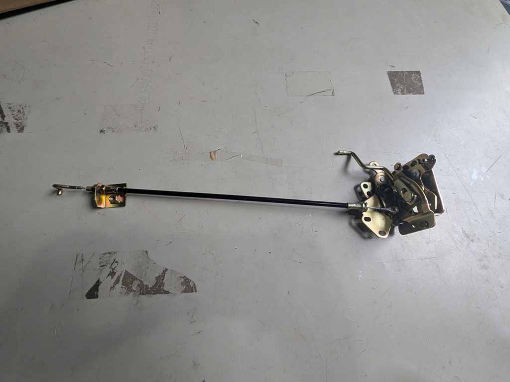 Ổ khoá ngậm cửa Howo ( có dây )