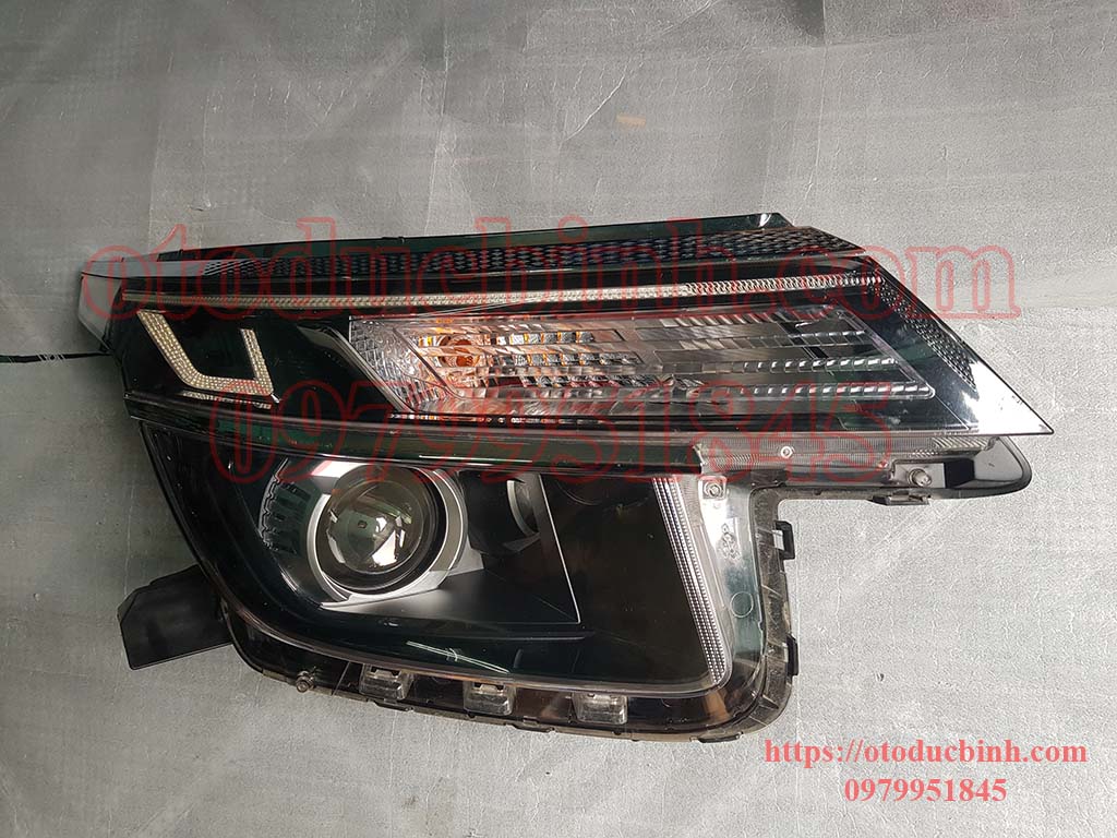 Đèn pha Kia Seltos bên phụ P983T17R