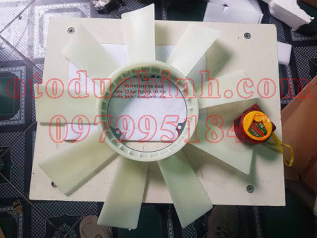 Cánh quạt két nước Hyundai County 0979951845