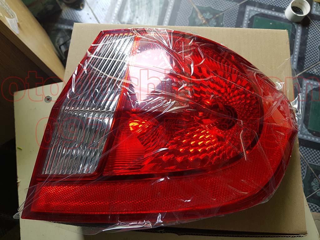 Đèn Hậu Hyundai Getz