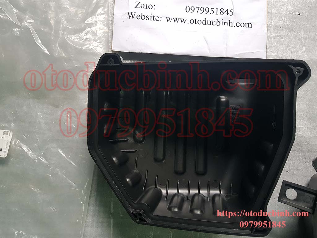 Nắp trên hộp lọc gió động cơ Chevrolet Captiva 2007-2012 96628885