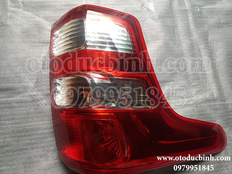Đèn hậu Mitsubishi Triton 2015-2018
