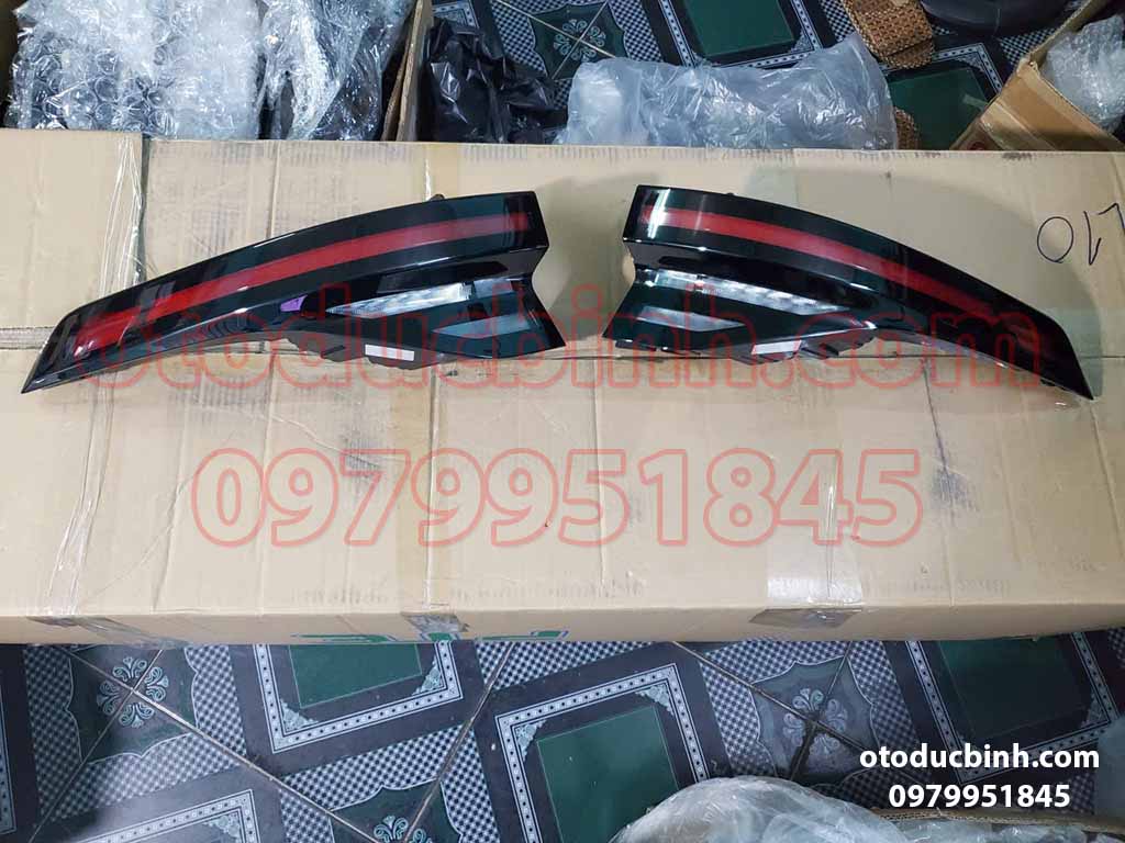 Đèn hậu Vinfast Limo Green