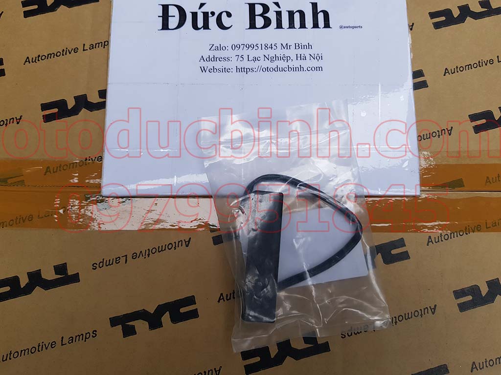 Công tắc mở cốp sau chính hãng KIA Rondo, Carnival, Rondo, Carens 81260A4000