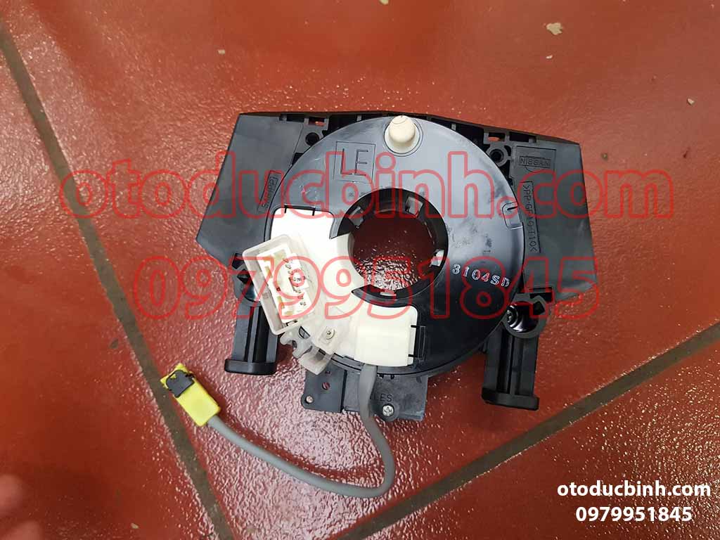 Cáp còi Nissan Qashqai