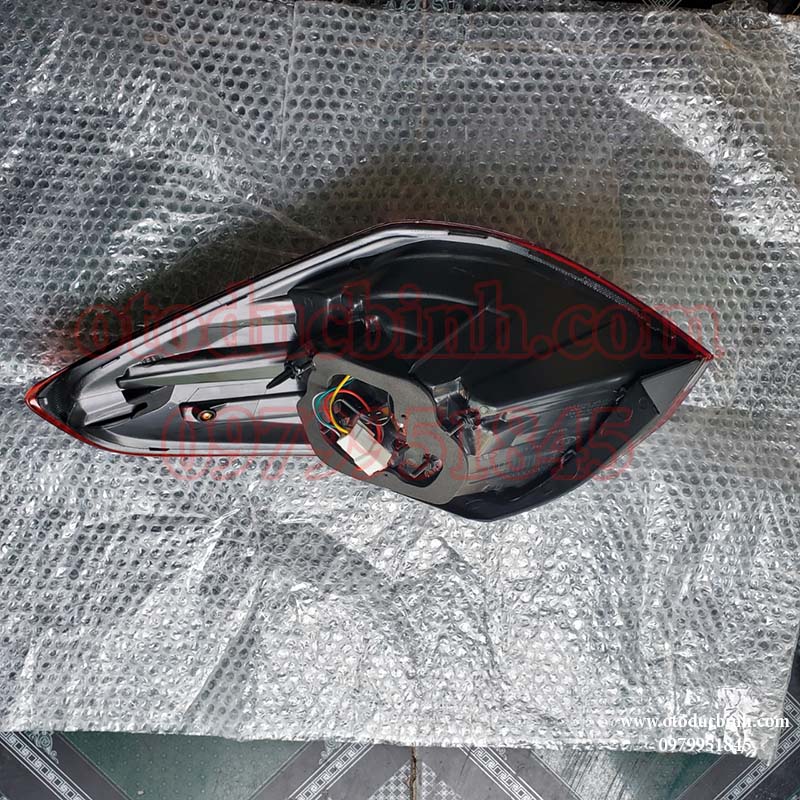 Đèn hậu miếng ngoài (Có Led) Kia Cerato, Forte 2016-2019 92401a7700