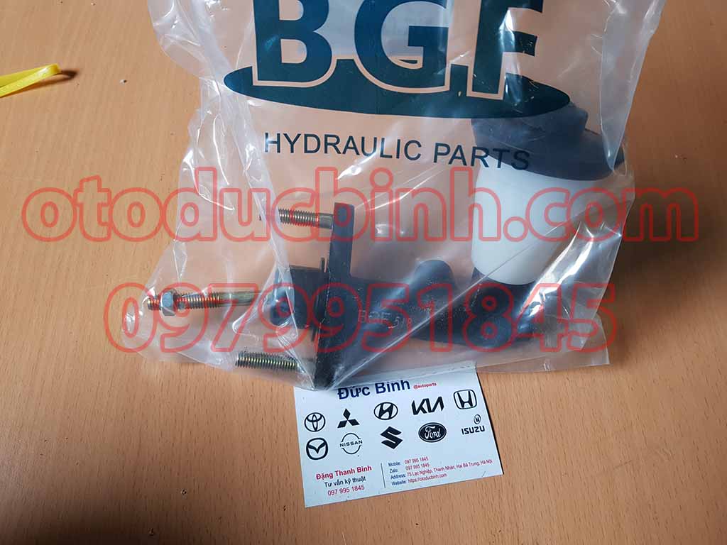 Tổng côn trên Toyota Zace, Corona