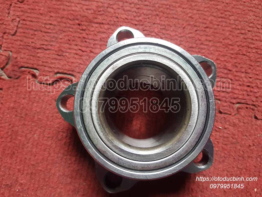 Bi moay ơ trước Ford Transit, Ranger, Everest