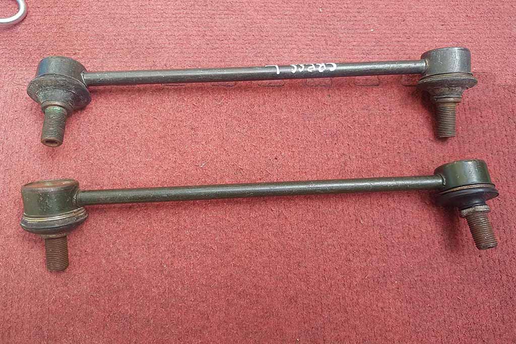 Rotuyn cân bằng trước Toyota Cressida 1991-1996 4881022011 48810-22011