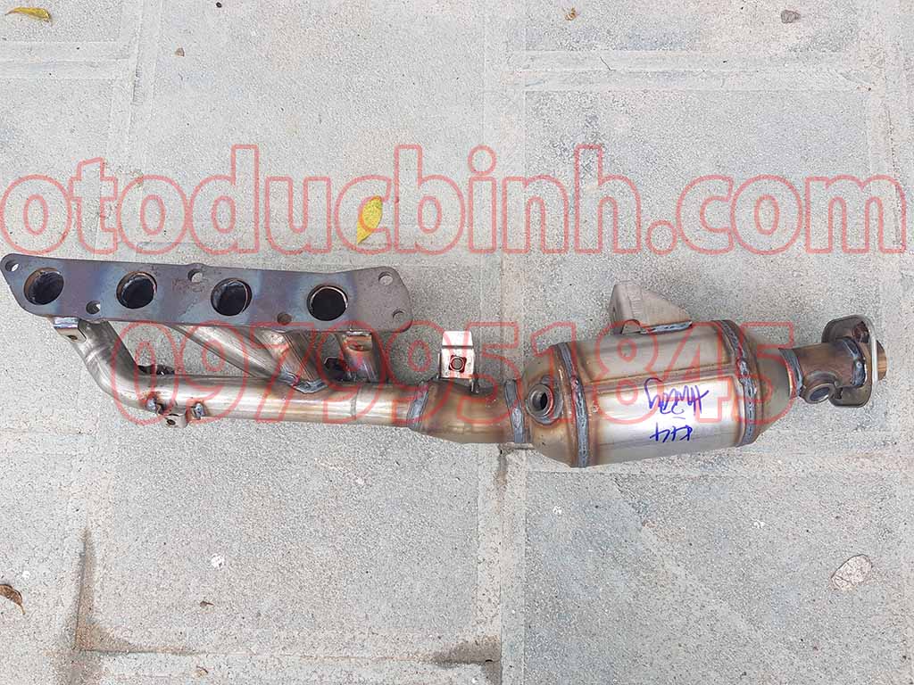 Cổ góp hút liền bầu than Thaco Towner 990 kg