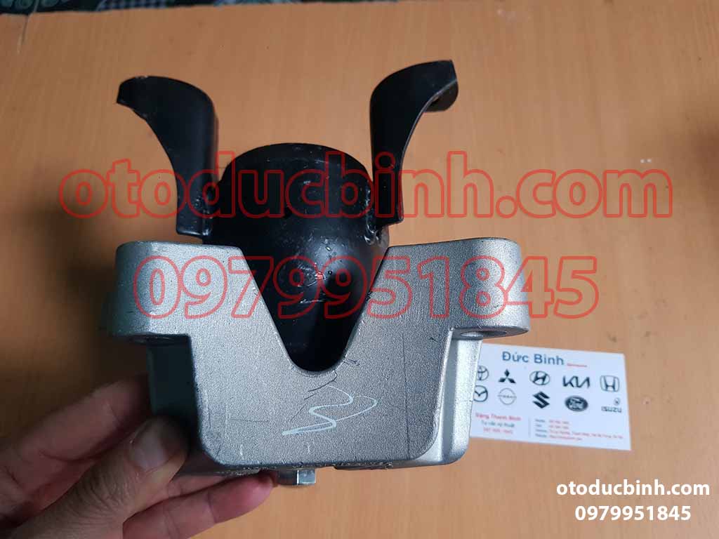 Chân đầu máy Ford Ecosport