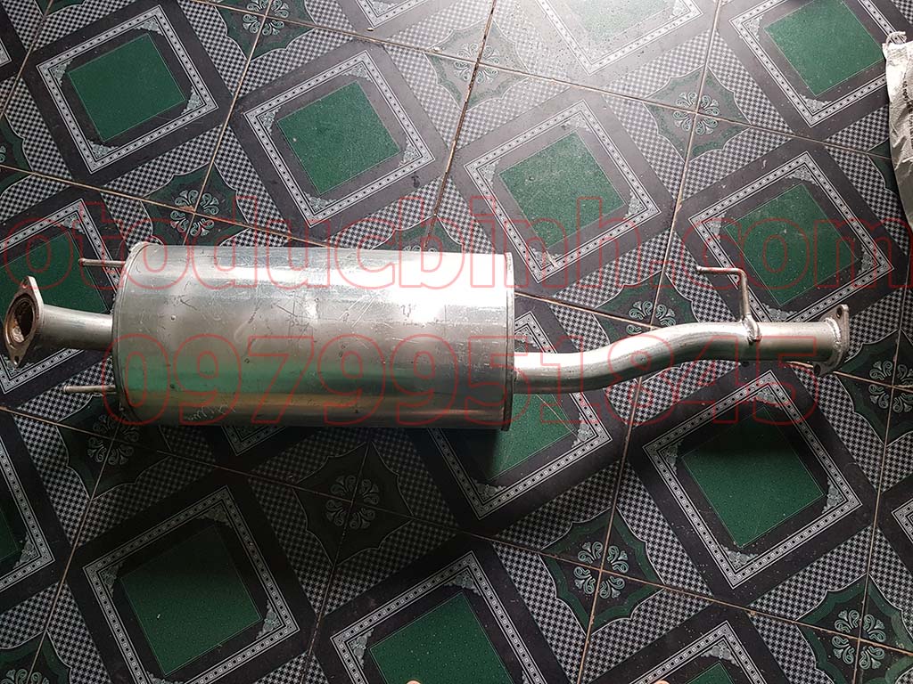 Ống bô đoạn giữa Toyota Innova 2006-2012