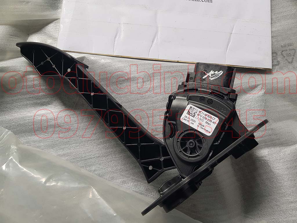 Bàn đạp chân ga Ford Transit