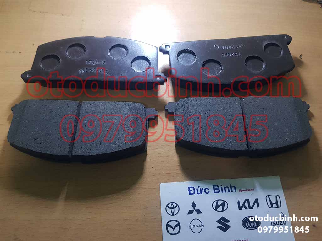 Má thắng trước Toyota Corolla 1992-1997