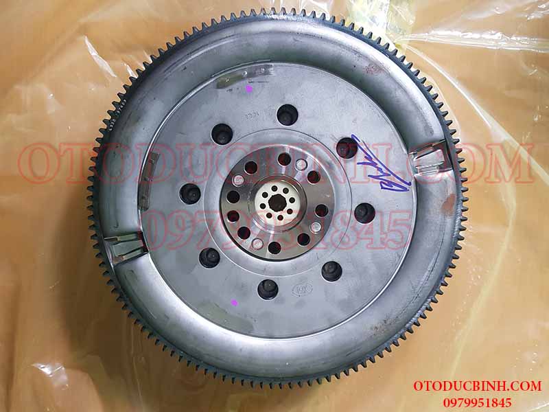 Bánh đà Hyundai Santafe 2320027803