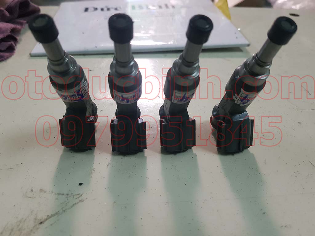 Kim phun Toyota Innova, Hiace, Fortuner, Prado máy xăng 2320979155