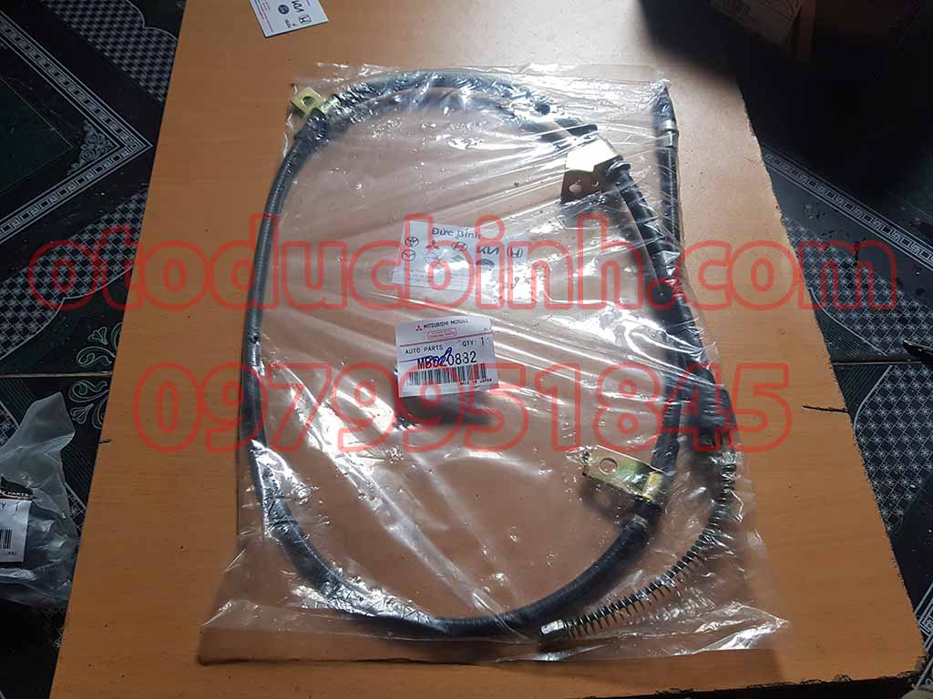 Dây phanh tay Mitsubishi Pajero
