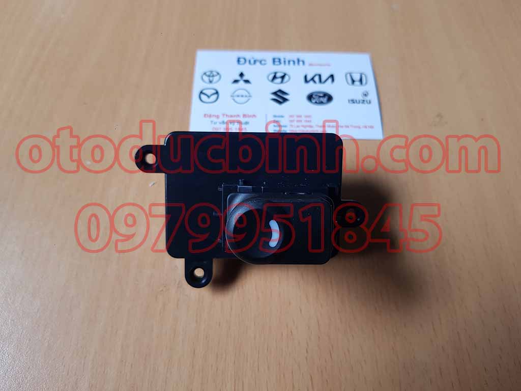 Công tắc nâng kính đơn Hyundai i30