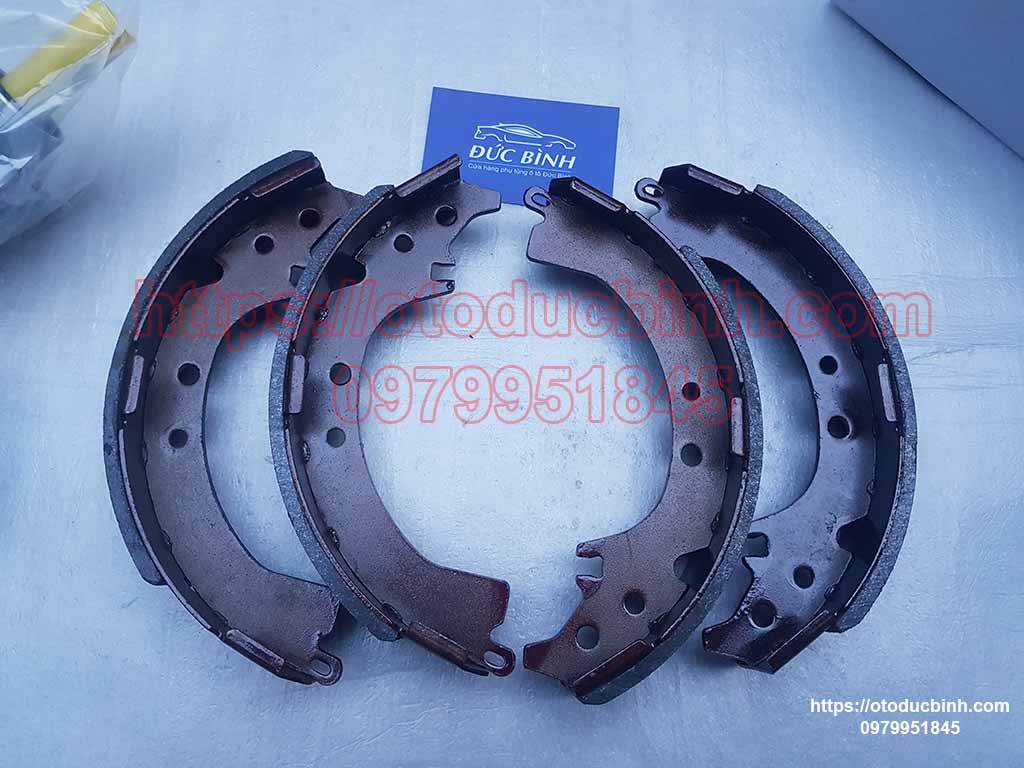 Guốc phanh sau Daihatsu Terios