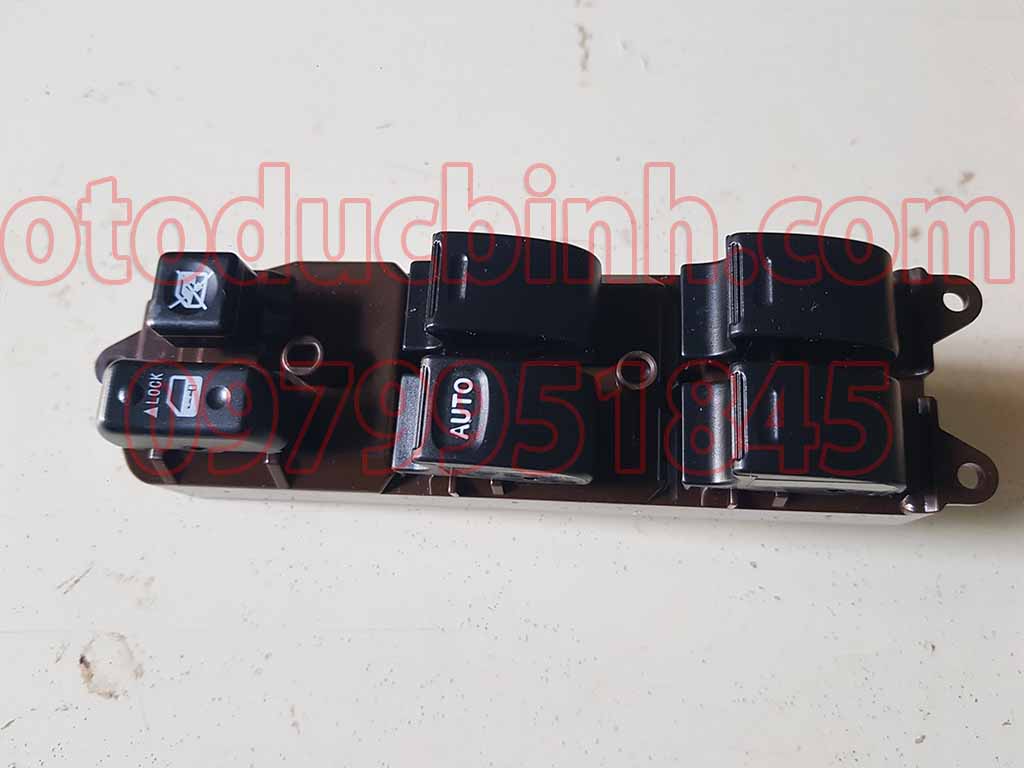 Công tắc nâng kính tổng Toyota Innova 2006-2015