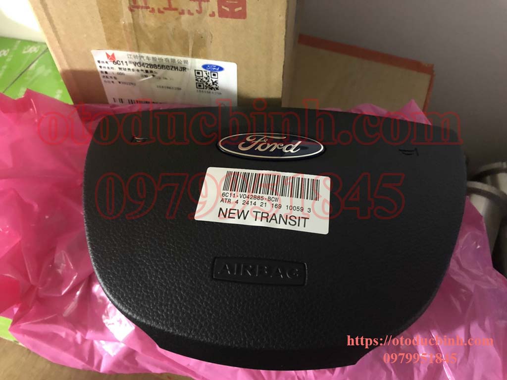 Túi khí vô lăng Ford Transit