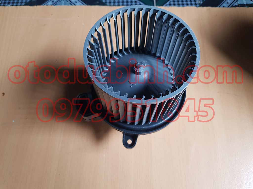 Quạt gió điều hòa trong xe Hyundai i10