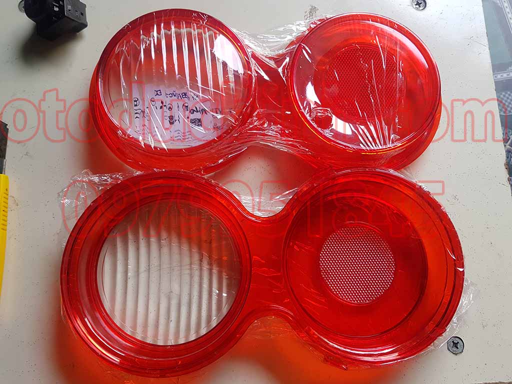 Mặt đèn hậu KIA Bongo 3