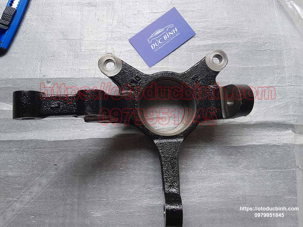 Trụ lái hay ngõng moay ơ trước Hyundai Getz