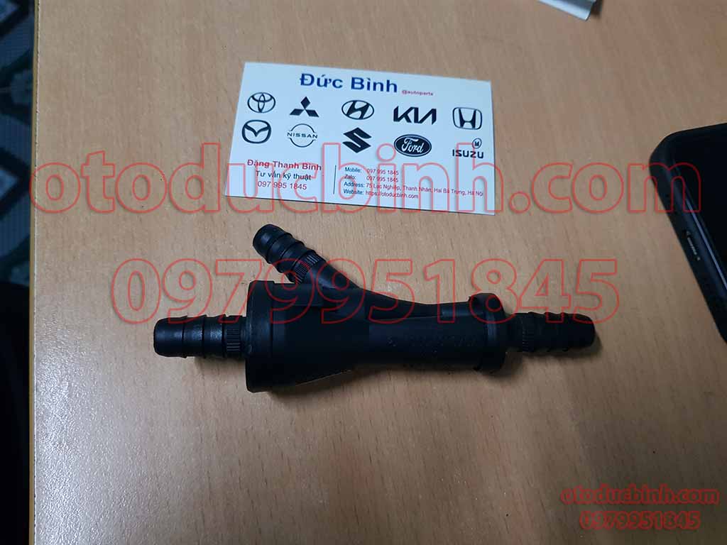 Van một chiều Mercedes