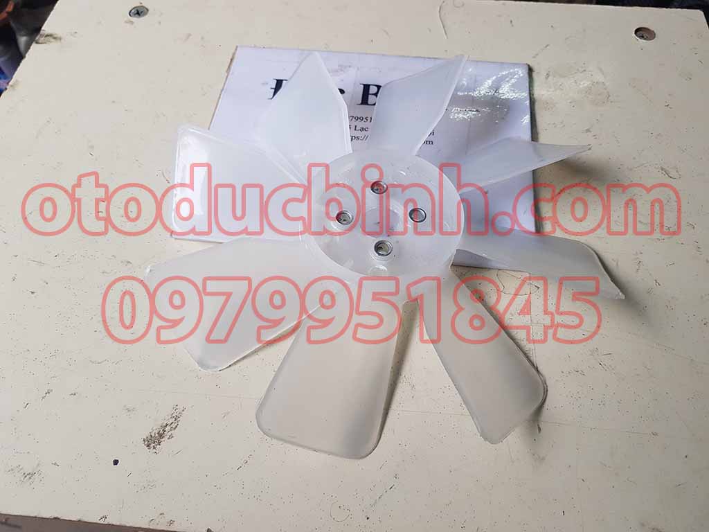 Cánh quạt két nước Suzuki 5 tạ