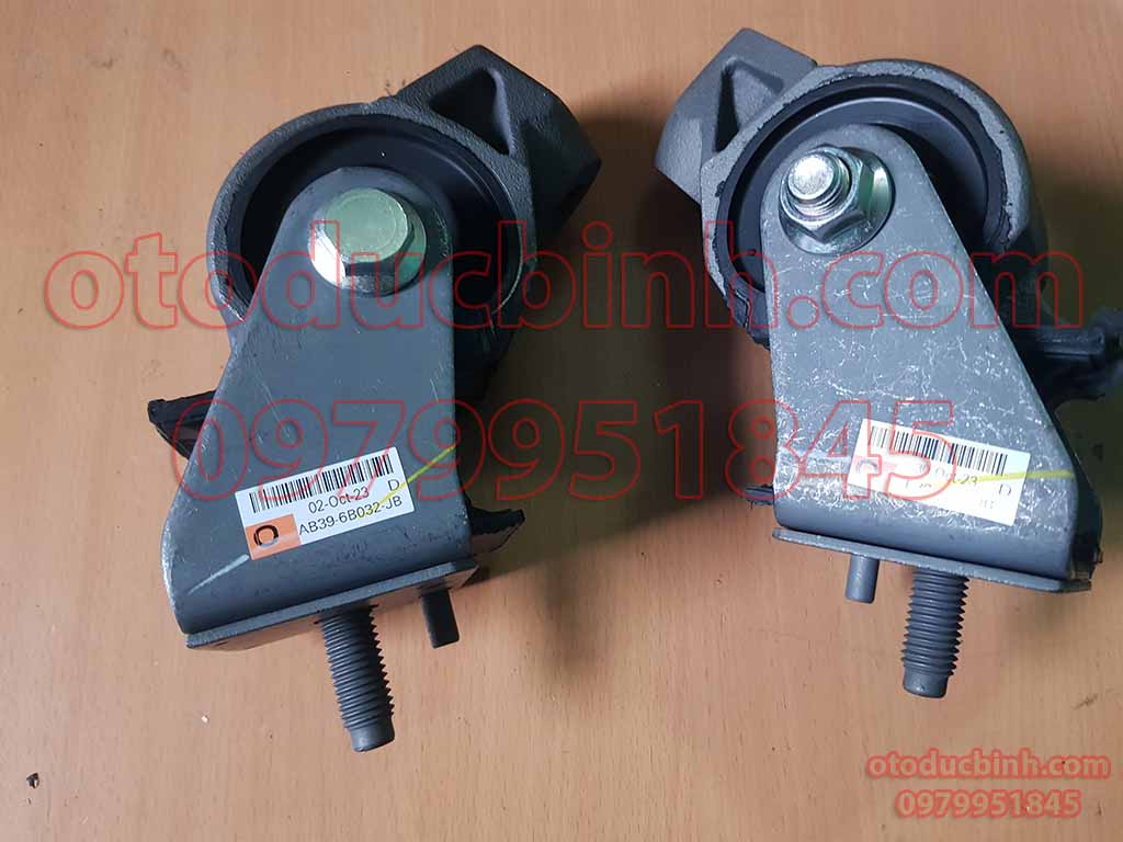 Cao su chân máy Ford Ranger 2.2, BT50 2013-2019