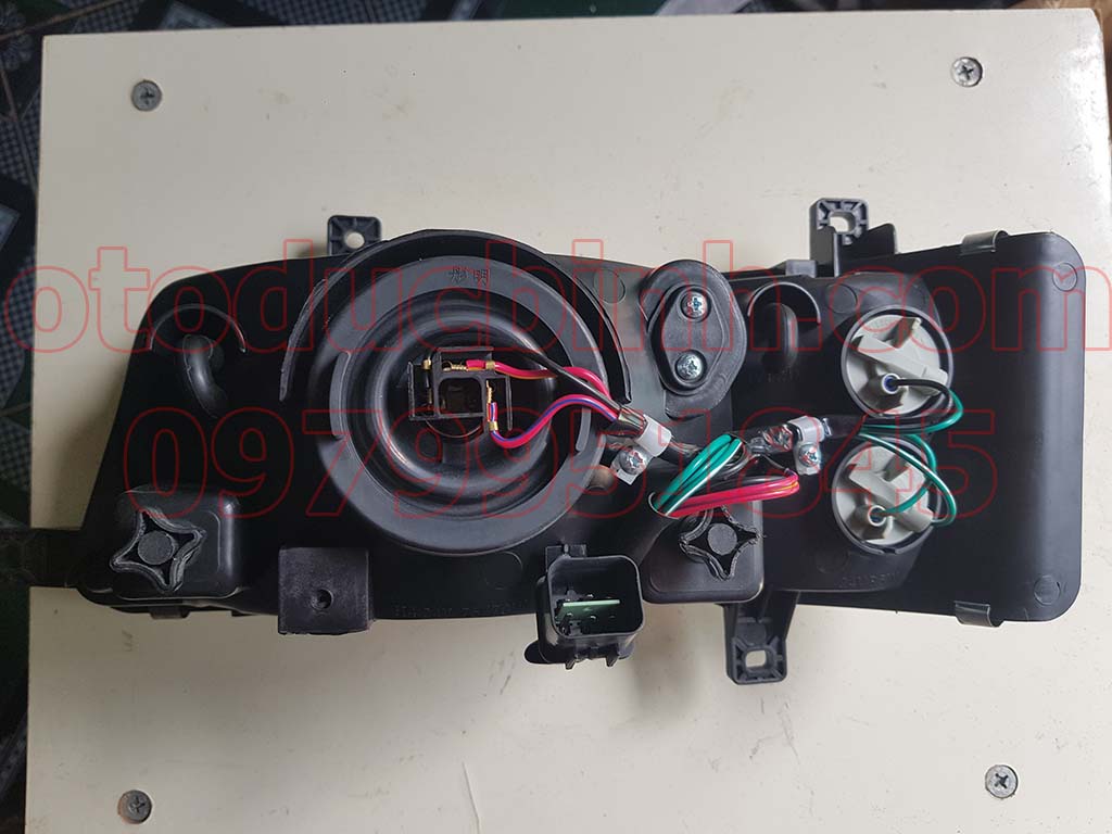 Đèn pha Cửu Long 5-7 tấn, Dongfeng 5-7 tấn 0979951845