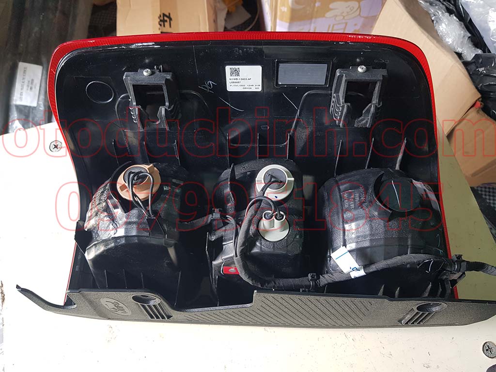 Đèn hậu Ford Ranger XLS 2022 - 202X N1WZ13404AK, N1WZ13405AK