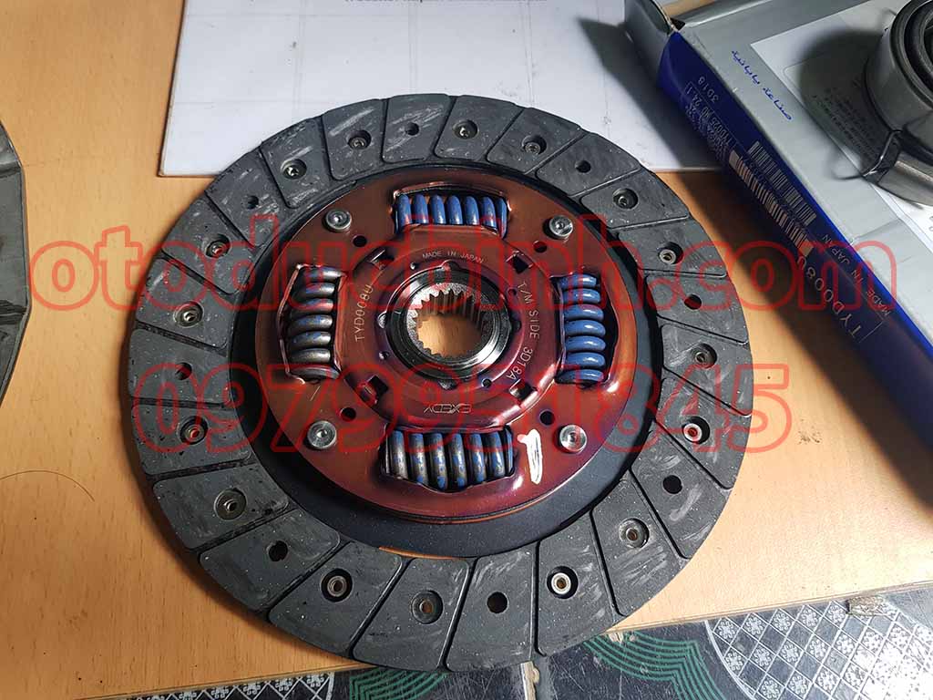 Lá côn Toyota Vios 1.3