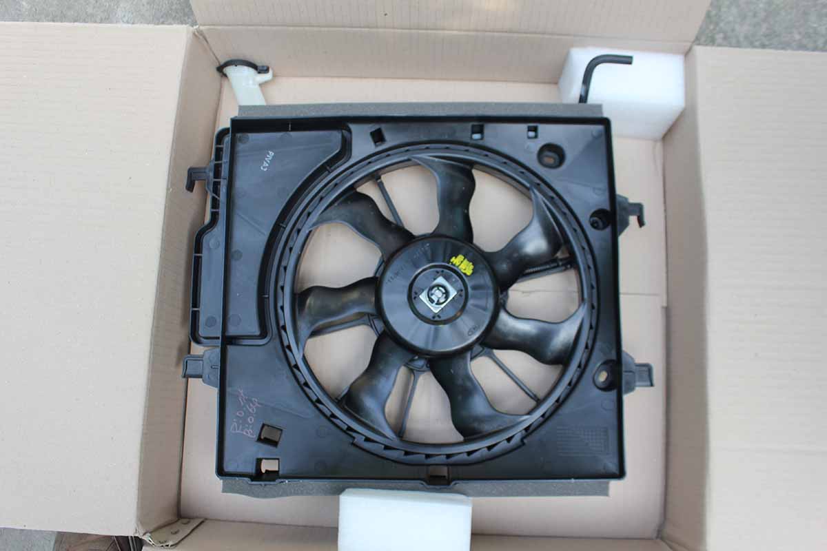 Quạt gió động cơ hay Quạt két nước giàn nóng Kia Morning, Picanto 2538007500