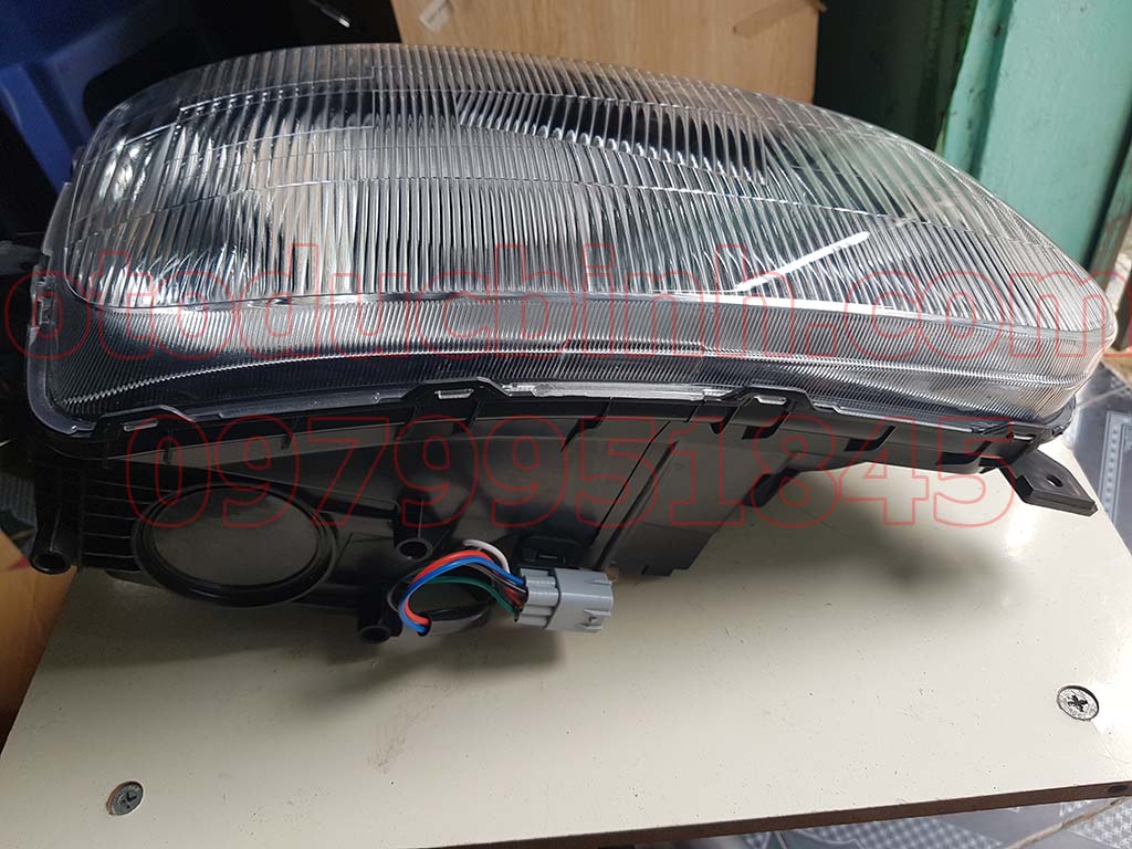 Đèn pha Hino 500 81150e0651, 81110e0651