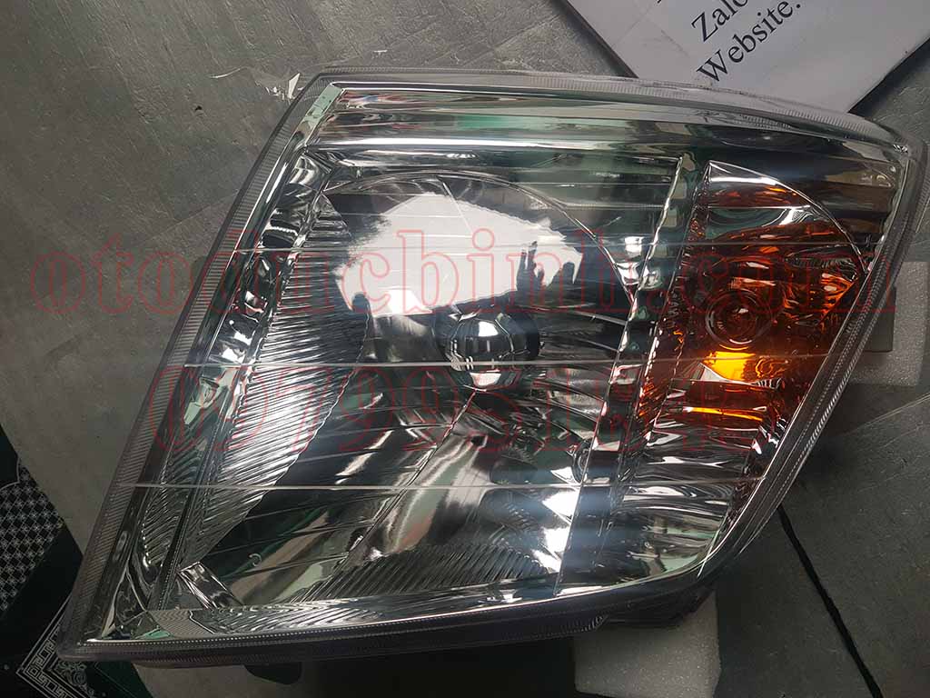 Đèn pha Isuzu Dmax 2007-2011
