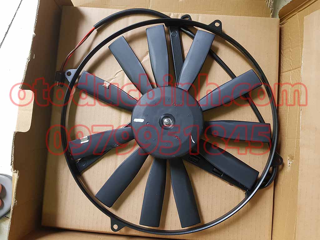 Quạt giàn nóng trước Mercedes Spinter