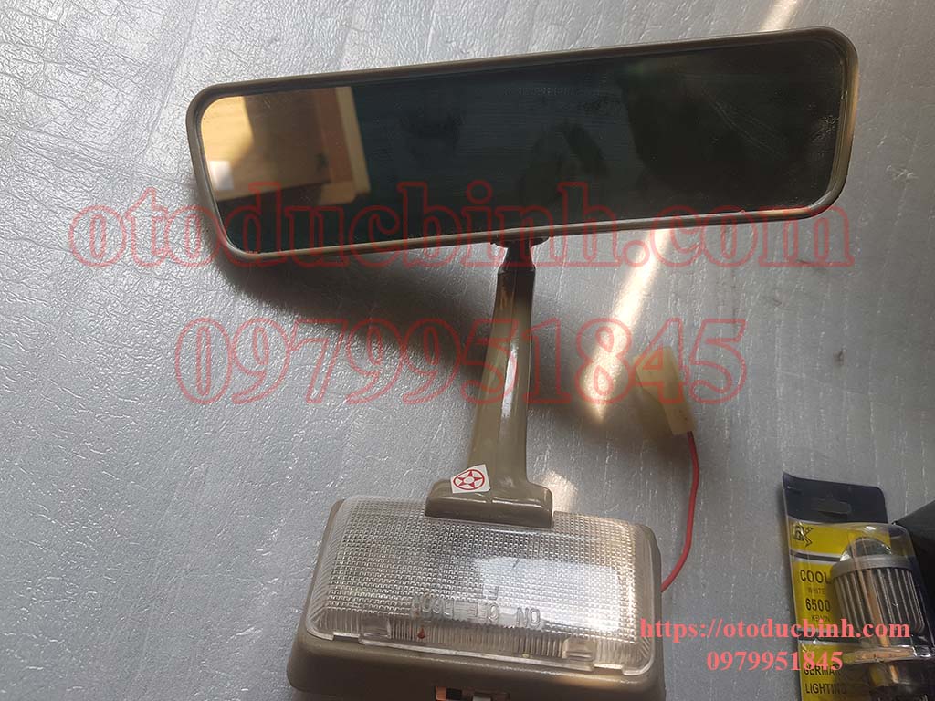 Gương chiếu hậu trong xe Thaco Ollin
