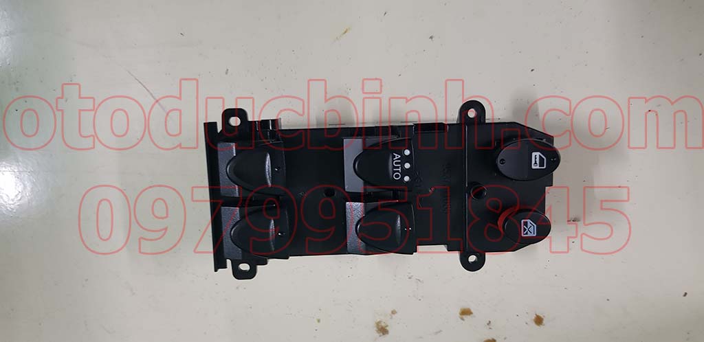 Công tắc nâng kính tổng Honda Civic 2005-2016