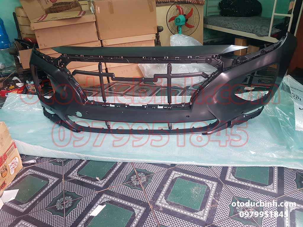 Cản trước Hyundai Santafe 2019-202X ( có lỗ cảm biến )