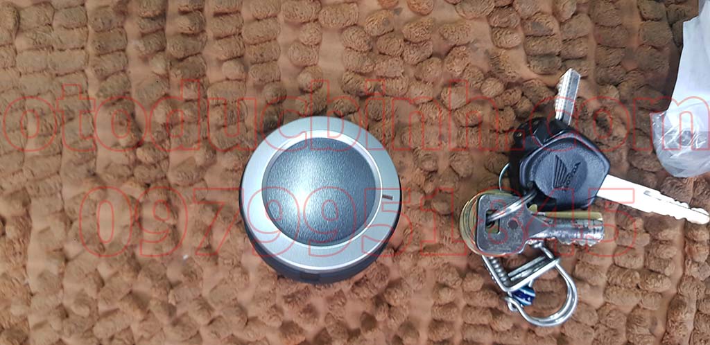 Núm chỉnh điều hòa Escape giữa