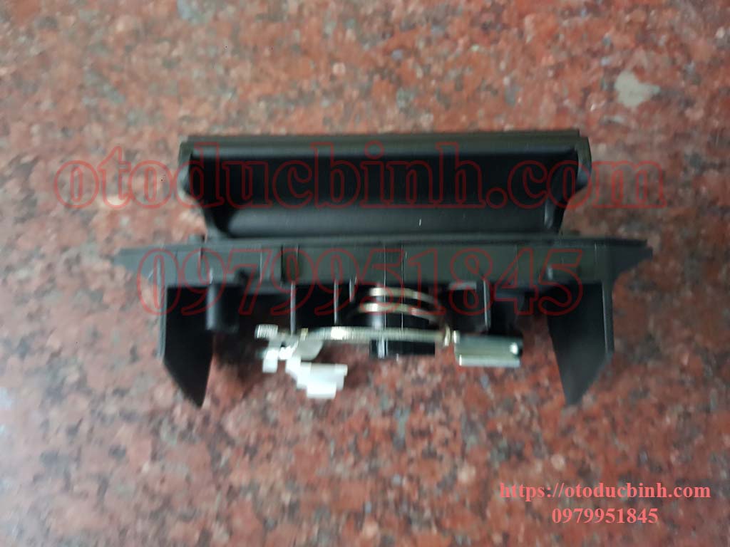 Tay mở cốp sau Toyota Innova, Hiace 8127895J07