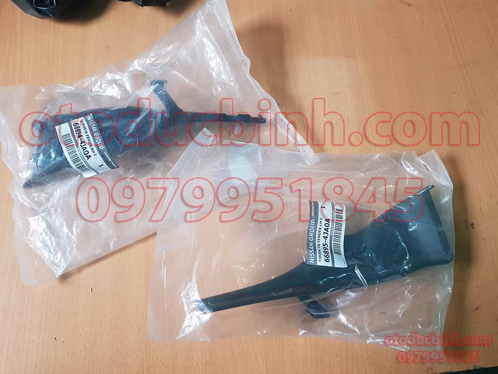 Ốp dưới chân kính chắn gió Nissan Navara 2016-2019