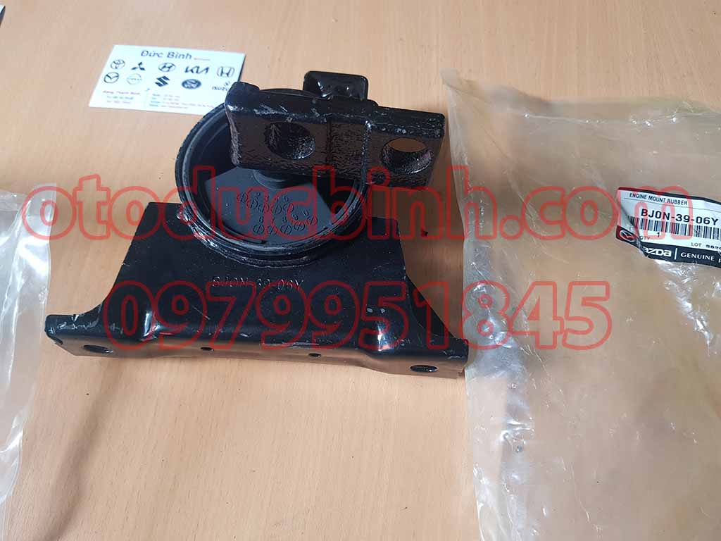 Chân đầu máy Ford Laser 1.8, Mazda Premacy